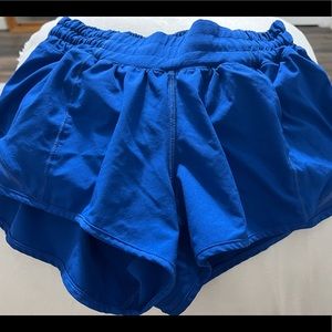 lululemon hotty hot shorts 2.5 blue regular